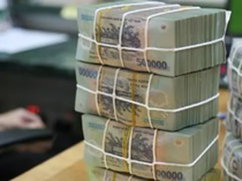 Một ngân hàng trả lãi suất 8,5%/năm cho số tiền gửi từ 500.000 đồng