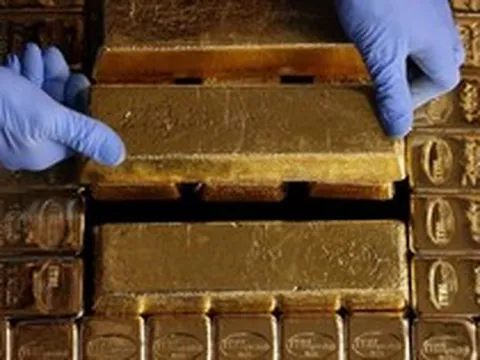 Quỹ vàng lớn nhất thế giới trở lại "gom" 14 tạ vàng