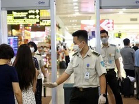Khai báo không trung thực về ngoại tệ, vàng khi xuất nhập cảnh bị xử phạt như thế nào?
