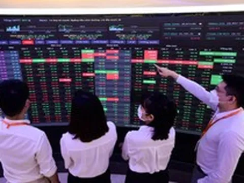 Các Công ty chứng khoán nói gì về phiên VN-Index bất ngờ đảo chiều?