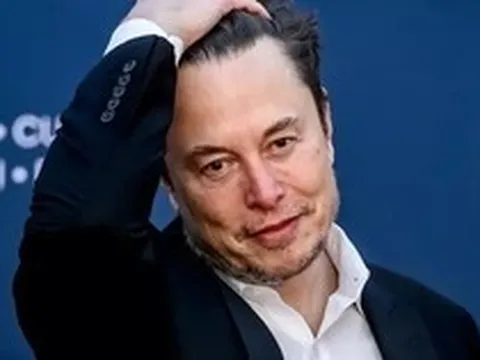 Elon Musk tung 'canh bạc' lớn nhất lịch sử Phố Wall