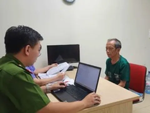Hà Nội: Bắt nhóm đối tượng lừa chữa “bách bệnh” bằng nước ion kiềm, giao dịch gần 100 tỷ đồng