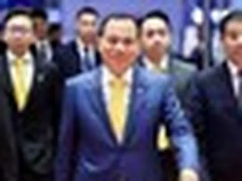 Tỷ phú Phạm Nhật Vượng: Từ phát ngôn gây sốc "có tiền mà chỉ thích mua vàng cất gầm giường" đến cú chơi lớn chưa từng có trong mục tiêu chung chuyển hóa 500 tấn vàng trong dân vào nền kinh tế