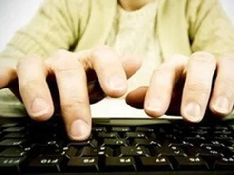 Người nhà của Phó Chủ tịch 1 DN thép bị phạt nửa tỷ đồng vì "bán chui" cổ phiếu