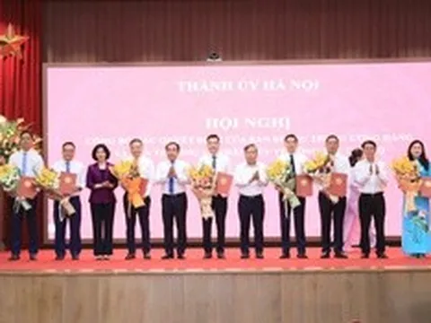 Hà Nội công bố các quyết định về công tác cán bộ