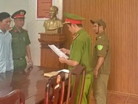 Bắt nhân viên giao hàng Trần Bá Ty Phô