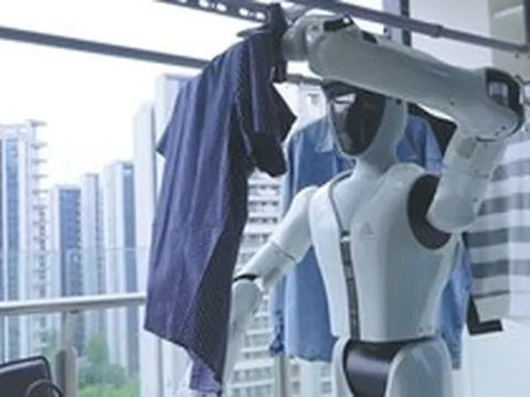 Không còn ở trong phim: Một công ty Trung Quốc vừa tung ra robot osin thay con người làm hết việc nhà