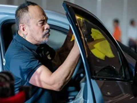Vì sao chất lượng thi công quyết định hiệu quả của phim cách nhiệt RAYNO?
