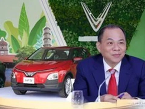 "Khách sộp" ở Hà Nội vừa mua thêm 2.000 xe điện VinFast, trong đó có nhiều xe VF5, là ai?