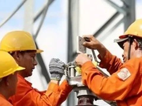 Hàng hóa khác dùng càng nhiều càng rẻ, vì sao điện dùng nhiều lại đắt?