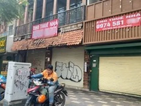 Mặt bằng ở trung tâm TP.HCM 'đỏ mắt' tìm khách thuê