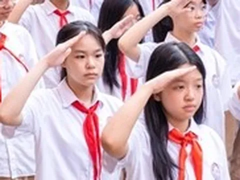 Đề xuất nghỉ Quốc khánh tăng 2 ngày để cha mẹ đưa con khai giảng