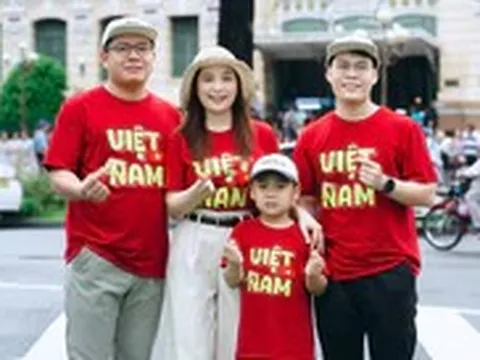 TP.HCM rực rỡ cờ hoa chào mừng Quốc khánh 2-9