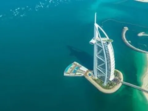 Khách sạn 6 sao là gì, xa xỉ đến mức nào?