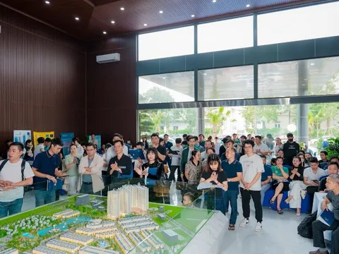 PHÁ GIÁ THỊ TRƯỜNG - ĐỒNG HÀNH AN SINH : Economy Residences Tri Ân 300 "Người Hùng Thầm Lặng" Bằng Quỹ Nhà Cao Cấp Giá Đặc Biệt