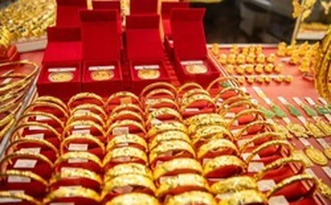 Giá vàng SJC, vàng nhẫn ngày 13/7: Giảm tới 2,2 triệu đồng/lượng