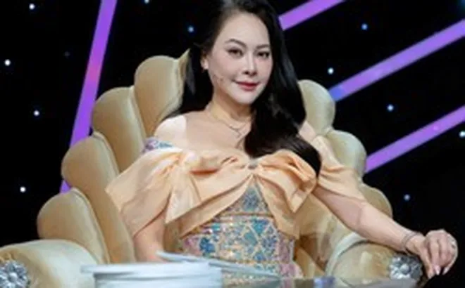 Ca sĩ Đông Đào lên tiếng vụ đầu tư thua lỗ nhà máy nước 100 tỷ: “Đừng nghĩ rằng tôi im lặng là tôi không biết đau”